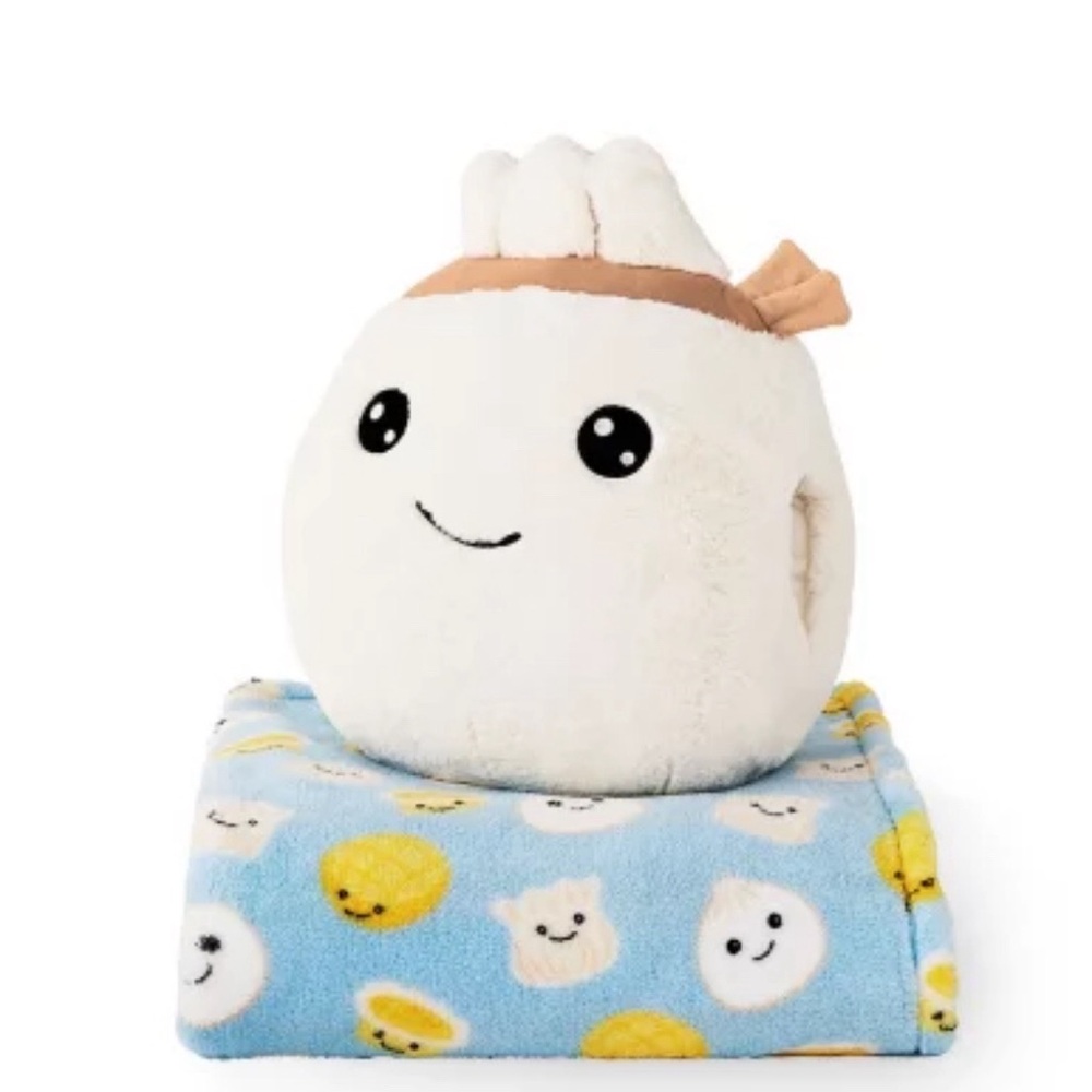 Charming White Plush Toy with Blanket( Hugger Throw Set NWT